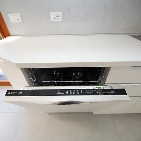 Apartment Modern 2 Bedroom Near Rosolina