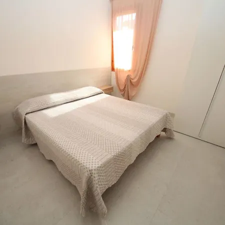Modern 2 Bedroom Near Rosolina Apartment Rosolina Mare